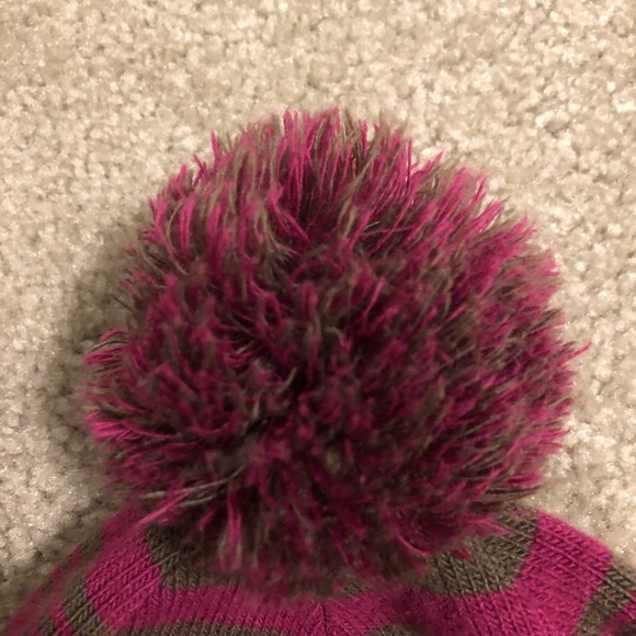 Under Armour Beanie - Picture 4 of 4